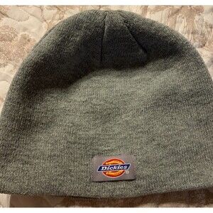 Dickies Gray Beanie Hat OSFM Acrylic Knit Cuffed Workwear Snow Ski Workwear